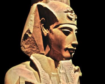 L’ÉGYPTE des pharaons…Entretien avec Damien AGUT